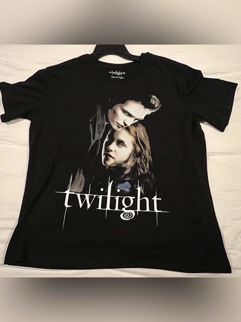 Twilight Shirt Large Black Edward Bella Movie Graphic Tee Vampire-Women’s XL